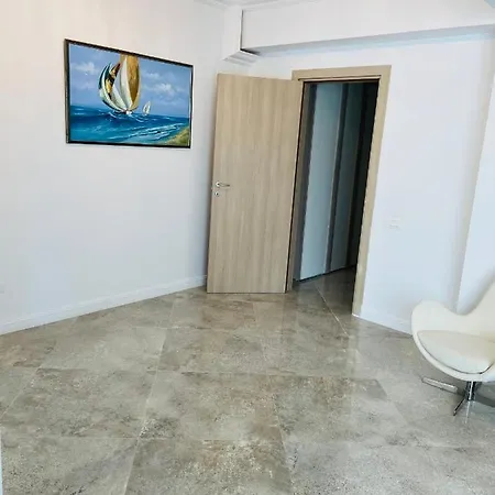 Appartamento White Tower Apartament 203 *