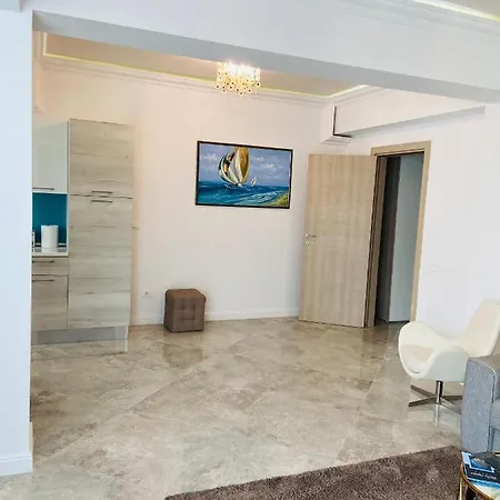 Appartamento White Tower Apartament 203 *