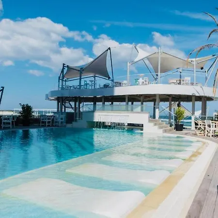White Tower Apartament 203 * Mamaia